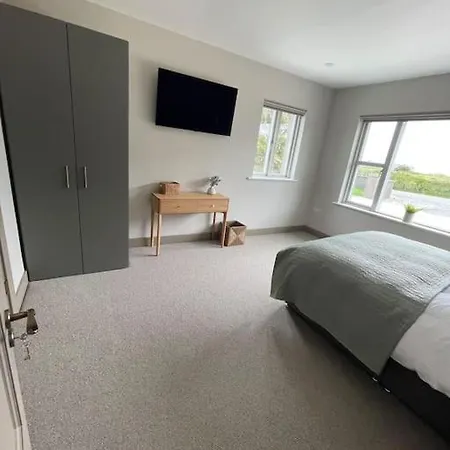 Spanish Point Luxury Beside Sea With Sauna! * Droíchead an Chláir